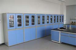 實(shí)驗(yàn)臺(tái)