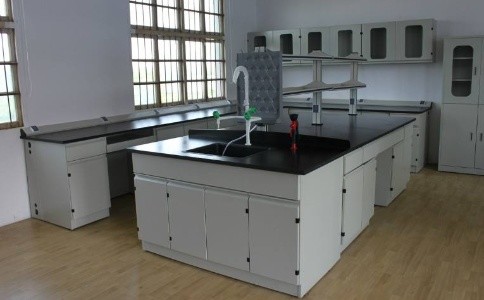 四川實(shí)驗(yàn)臺(tái)如何在高溫下正常工作？ 