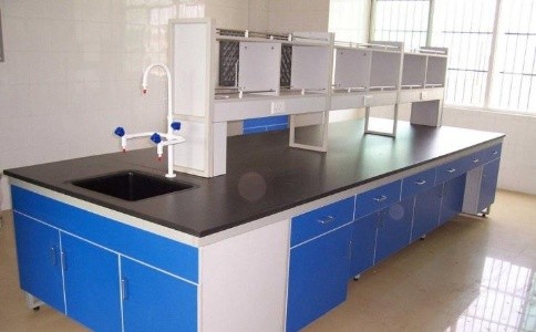 成都實(shí)驗(yàn)臺(tái)是使用時(shí)有何要點(diǎn)不容忽視？