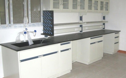 成都儀器臺應(yīng)當(dāng)怎樣做好保養(yǎng)維護(hù)呢？