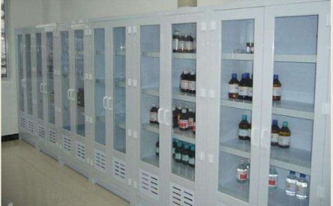 成都藥品柜選用哪種材質(zhì)的比較好呢？