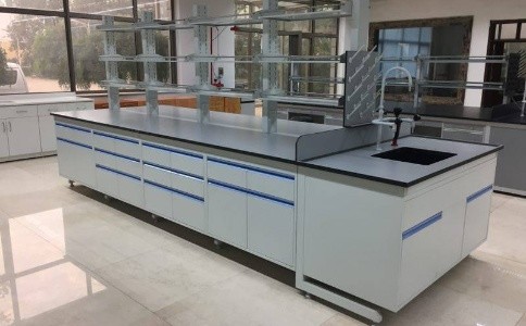 成都實驗家具配套包括哪些家具跟設備呢？ 