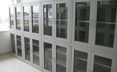 全鋼器皿柜由哪些構(gòu)件組成？