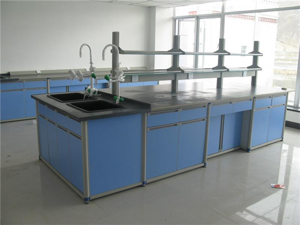 中央實(shí)驗(yàn)臺(tái)